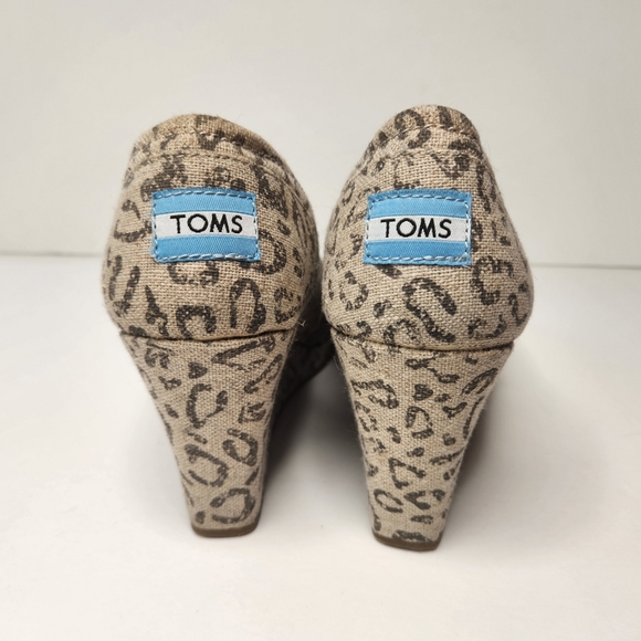 TOMS SHOES Snow Leopard Peep-Toe Wedge Shoes Animal Print - Picture 4 of 7